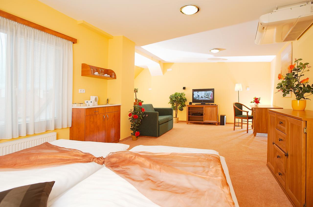 Hotel Paganini Brandýs nad Labem-Stará Boleslav 外观 照片