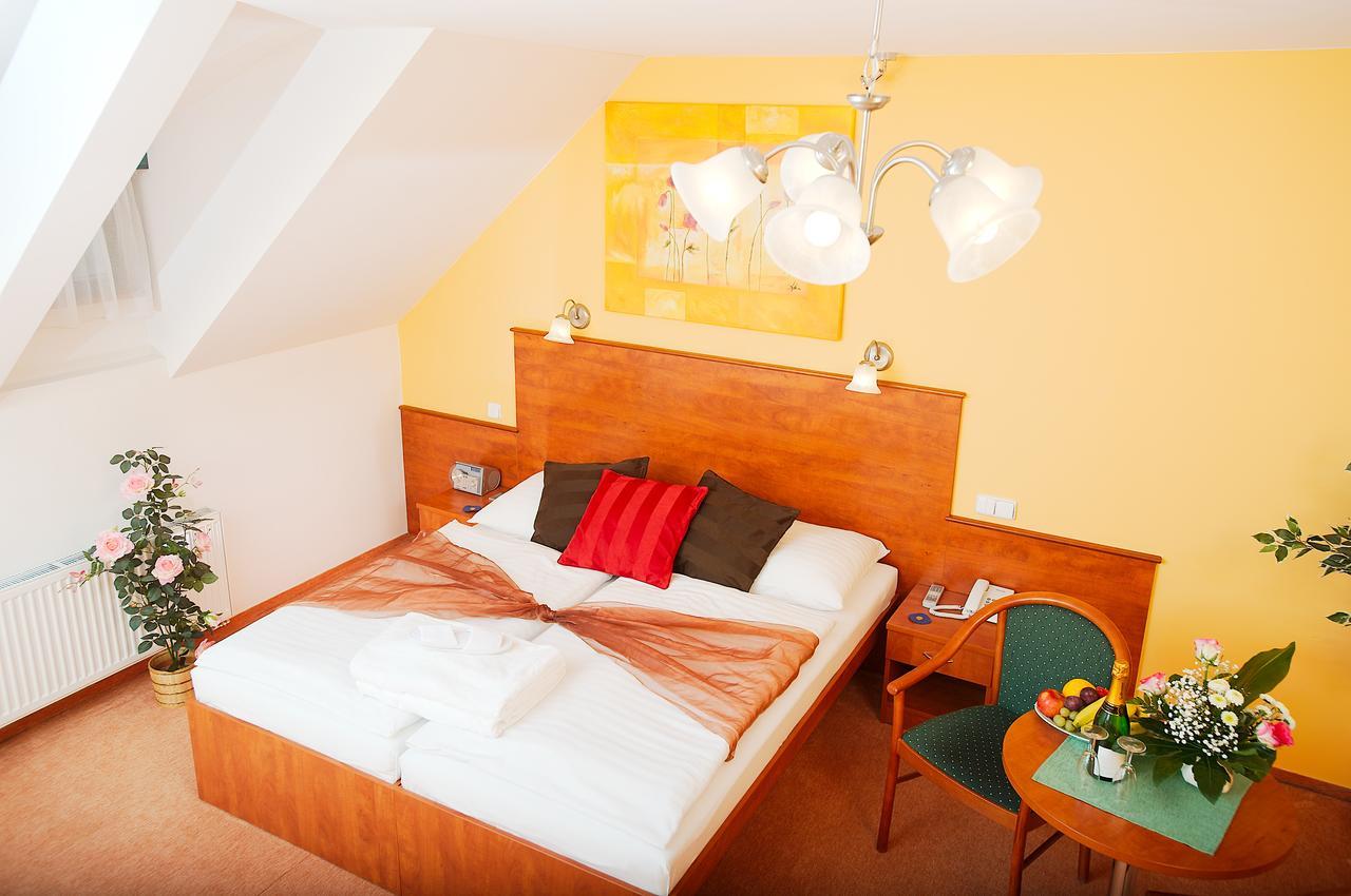 Hotel Paganini Brandýs nad Labem-Stará Boleslav 外观 照片